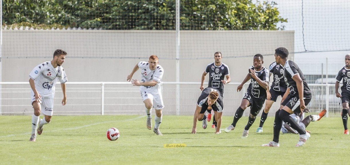 GALERIE PHOTOS: VOLTIGEURS - VANNES OC