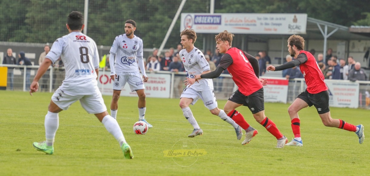 VOLTIGEURS - EA GUINGAMP