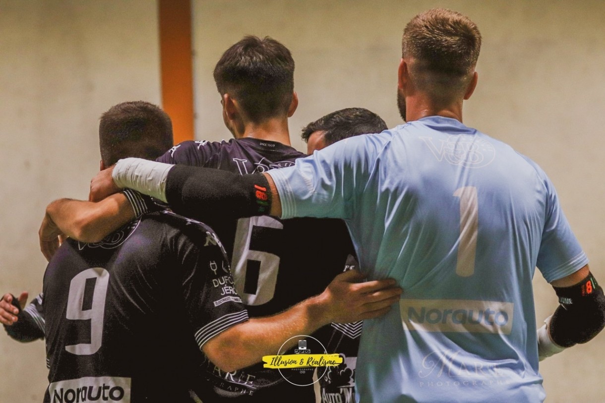Les photos du 2ème match de championnat face à l'Étoile Lavalloise 2